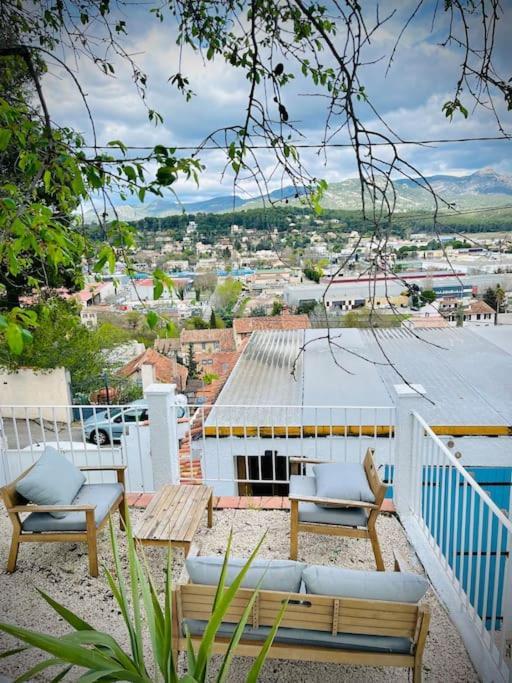 Petite Maison Avec Terrasse Ла-Пен-сюр-Ювон Экстерьер фото